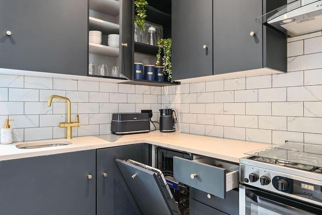 Stunning Spacious Duplex With Garden 141A Hastings Esterno foto